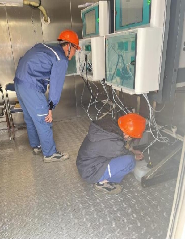 图片3.jpg 图片3.jpg